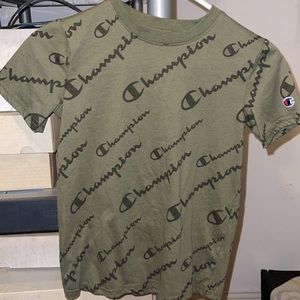 Womens medium champion tee